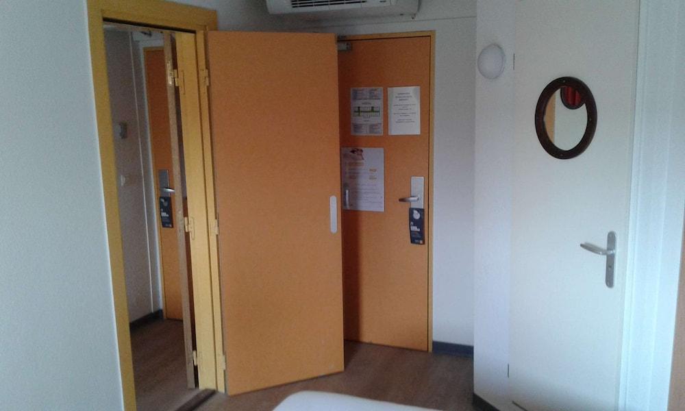 Première Classe Annemasse Ville La Grand Esterno foto